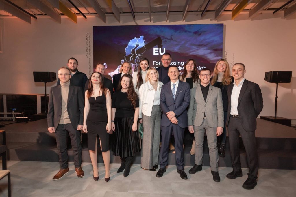 International experts discussed the effectiveness of sanctions and steps to increase pressure on the Russian Federation at the conference at the Kyiv School o Economics.